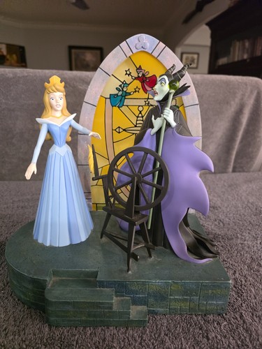Walt disney gallery bella - disney,
